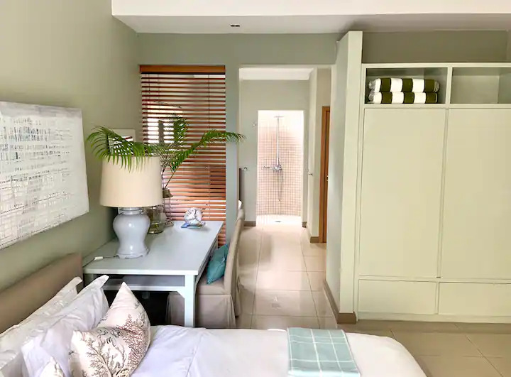 The Bay Beach Villa, Ground Floor Suite